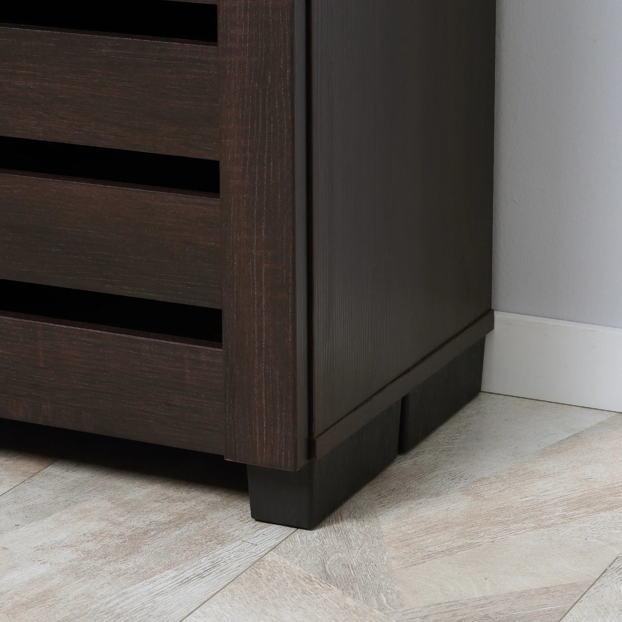 HOMCOM Shoe Storage Cabinet with Slatted Doors for 15 Pairs of Shoes Brown