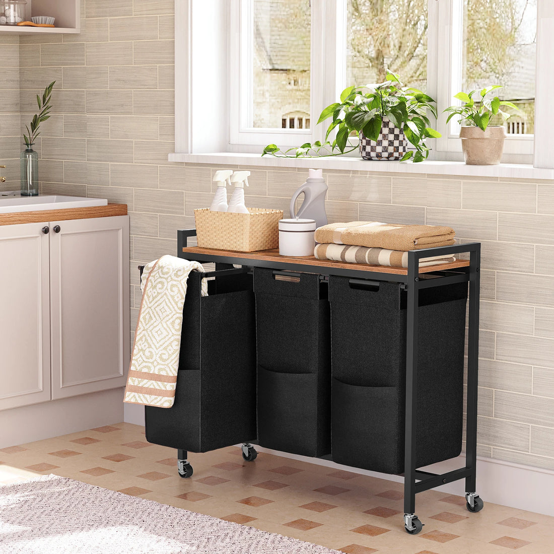 HOOBRO Laundry Basket 3 Compartments Laundry Sorter 3 × 40 L Laundry Hamper with Lid Laundry Trolley on Wheels Washing Baskets